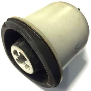 BUJE DE EJE TRASERO VTH 8911