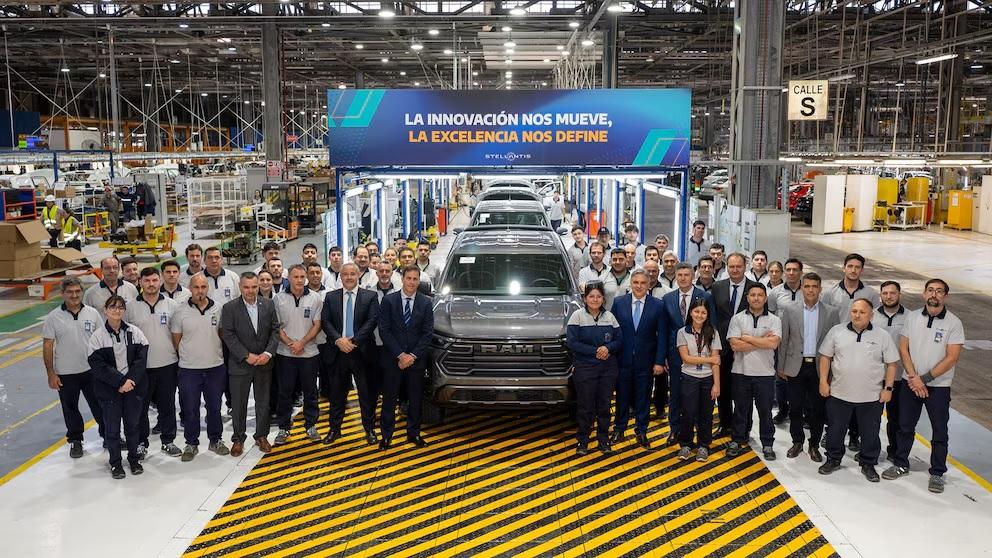 ¡Nace un Titán en Córdoba! Ram Dakota 2025 Inicia Producción en Argentina para Desafiar a las Medianas
